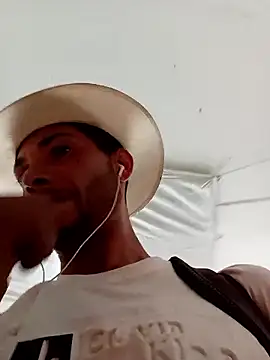 AlphaAlterX online show from February 25, 2026, 9:13 pm