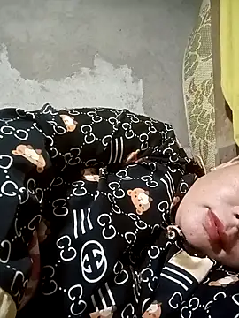 ningchun20 online show from November 5, 2025, 9:48 pm