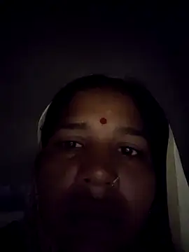 Snapshot of Hot_Seema83 chatting on September 11, 2025, 12:11 am Hot Seema83 online show from September 11, 2025, 12:11 am