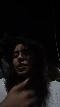 Maricamposs online show from February 17, 2026, 4:53 am