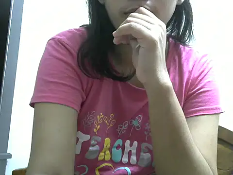 SexyNeylar online show from October 16, 2025, 9:05 pm