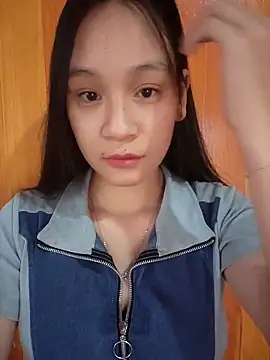 ChiecumBae online show from November 12, 2025, 8:37 am