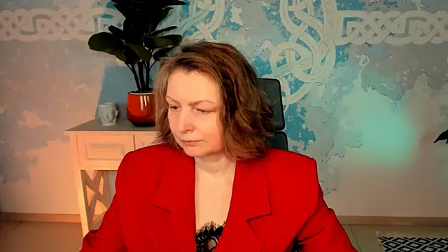 Snapshot of TiffanyBrauny chatting on October 16, 2025, 10:38 am TiffanyBrauny online show from October 16, 2025, 10:38 am