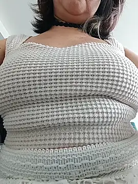 LylaVixxen online show from October 29, 2025, 5:47 pm