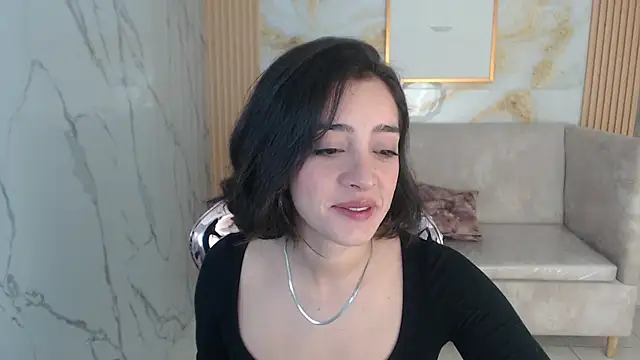 sara lopez s online show from October 7, 2025, 1:30 pm