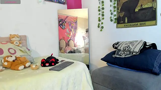 rosse dredd online show from October 12, 2025, 10:31 pm