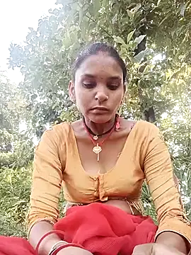 Snapshot of Idhika_Jha chatting on September 22, 2025, 2:57 am Idhika Jha online show from September 22, 2025, 2:57 am