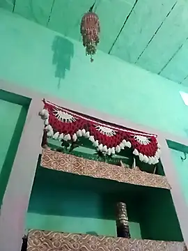 Snapshot of Idhika_Jha chatting on October 13, 2025, 3:39 am Idhika Jha online show from October 13, 2025, 3:39 am