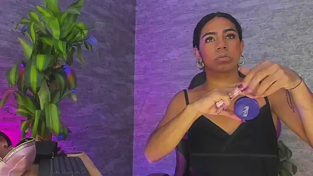  ValeriaMontes online show from October 4, 2025, 7:01 pm
