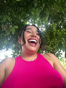 Snapshot of Sophie_Dreamss chatting on July 14, 2026, 8:25 pm Sophie Dreamss online show from July 14, 2026, 8:25 pm