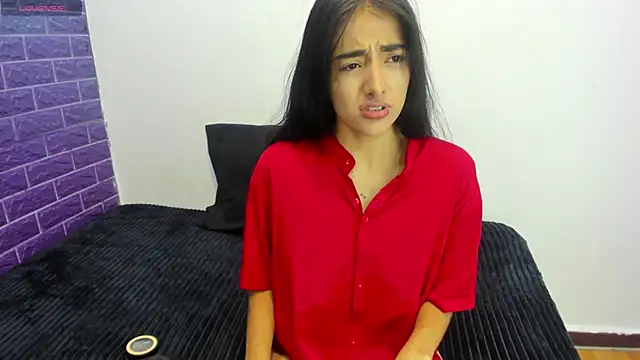 Cora 222 online show from September 18, 2025, 11:12 am