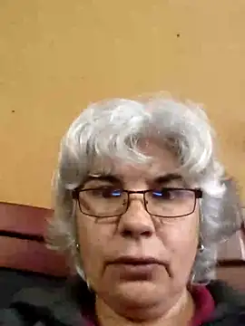 Snapshot of Lady_Silver chatting on September 26, 2025, 9:41 pm Lady Silver online show from September 26, 2025, 9:41 pm