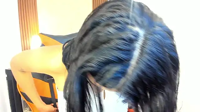 Thais kim online show from September 9, 2025, 12:59 pm