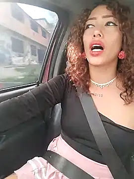 roxyrougee online show from December 13, 2025, 7:53 pm