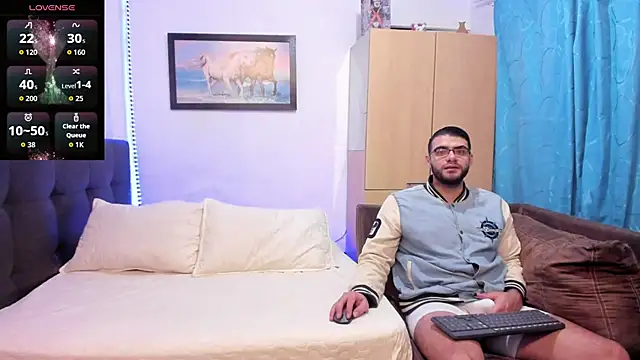 Kloe and Marko online show from November 12, 2025, 6:47 am