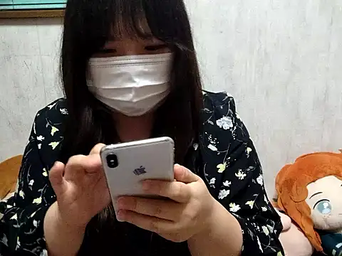 AYA dayo online show from April 28, 2026, 1:38 pm