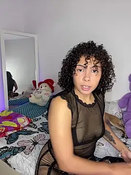 ViolettaMiller  online show from November 10, 2025, 1:21 pm