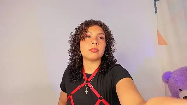 ViolettaMiller  online show from April 9, 2026, 1:16 pm