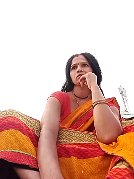 Jooli xx online show from September 18, 2025, 1:18 am