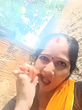 Jooli xx online show from October 13, 2025, 1:16 am