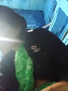 Jooli xx online show from October 15, 2025, 2:06 pm