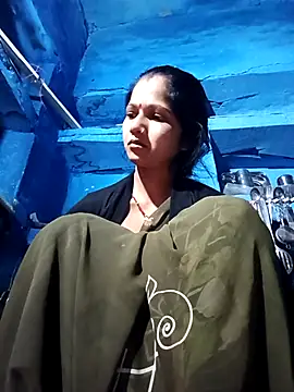 Jooli xx online show from December 3, 2025, 12:18 am