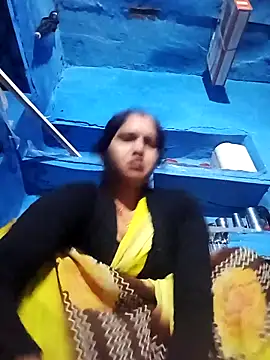 Jooli xx online show from April 10, 2026, 12:38 am