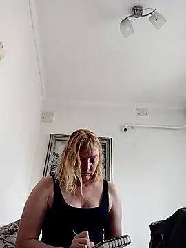 Snapshot of LiluLiluLilu chatting on September 17, 2025, 6:26 am LiluLiluLilu online show from September 17, 2025, 6:26 am