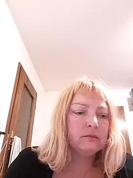 Snapshot of LiluLiluLilu chatting on September 26, 2025, 8:24 pm LiluLiluLilu online show from September 26, 2025, 8:24 pm