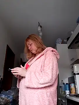 Snapshot of LiluLiluLilu chatting on October 17, 2025, 7:22 am LiluLiluLilu online show from October 17, 2025, 7:22 am