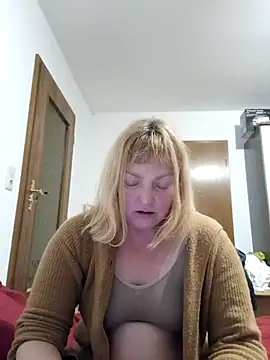 Snapshot of LiluLiluLilu chatting on January 31, 2026, 7:11 pm LiluLiluLilu online show from January 31, 2026, 7:11 pm