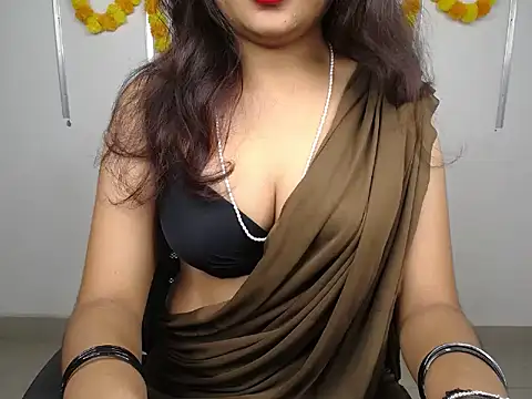 heavan girl online show from November 10, 2025, 11:42 am