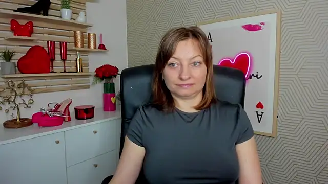 angelaSamt online show from April 2, 2026, 5:27 am