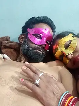 NIT-COUPLE online show from September 13, 2025, 4:07 pm