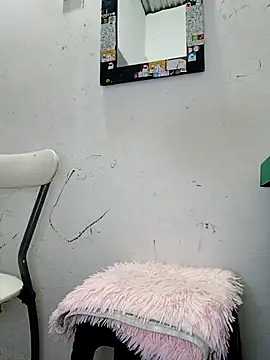 Amanda39 online show from January 12, 2026, 9:09 pm