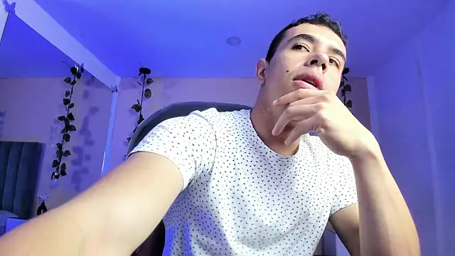 Muscle Scott online show from February 13, 2026, 1:51 pm