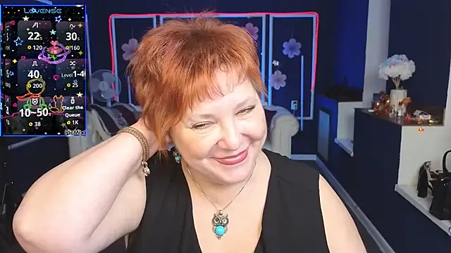 Kira Kenett online show from October 13, 2025, 7:19 am