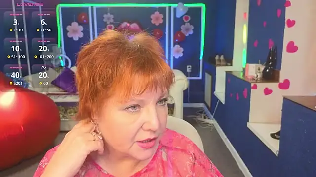 Kira Kenett online show from February 11, 2026, 11:26 am