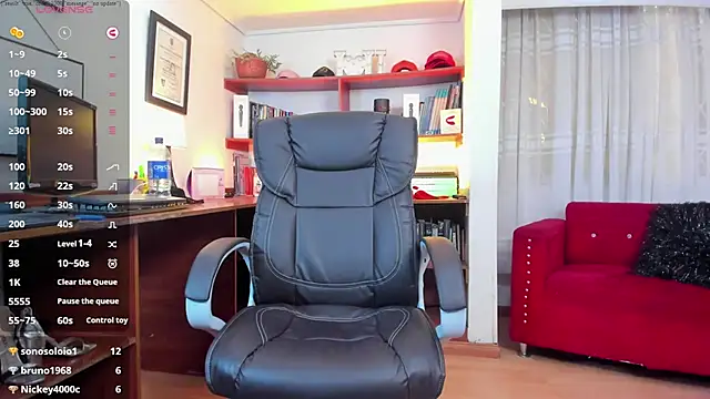 GretaVoss  online show from April 16, 2026, 9:39 pm