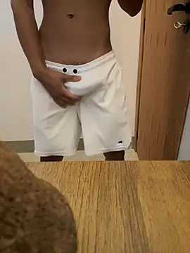 Snapshot of oconnnel chatting on November 15, 2025, 4:47 pm oconnnel online show from November 15, 2025, 4:47 pm