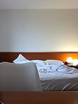 sexy7883 online show from October 13, 2025, 6:46 am