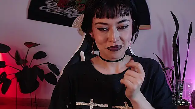 Ellyuwuw online show from February 5, 2026, 12:26 am