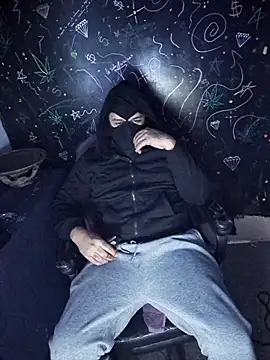 Snapshot of johnboones10 chatting on December 16, 2025, 6:24 pm johnboones10 online show from December 16, 2025, 6:24 pm