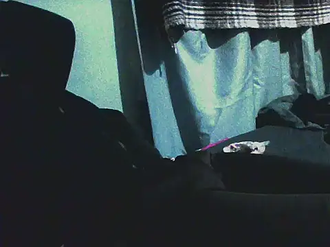 Snapshot of johnboones10 chatting on February 2, 2026, 5:39 am johnboones10 online show from February 2, 2026, 5:39 am