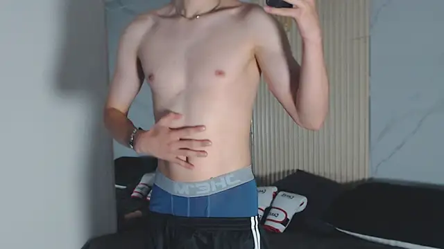 enzo steel online show from October 8, 2025, 2:09 am