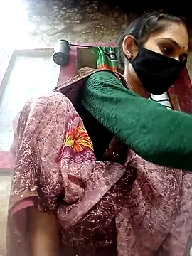 Snapshot of Nishaa_ji chatting on September 13, 2025, 11:43 am Nishaa ji online show from September 13, 2025, 11:43 am