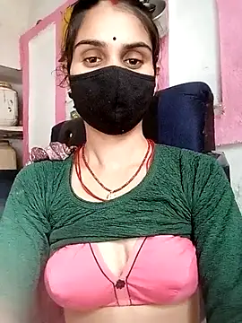 Snapshot of Nishaa_ji chatting on October 8, 2025, 9:40 am Nishaa ji online show from October 8, 2025, 9:40 am