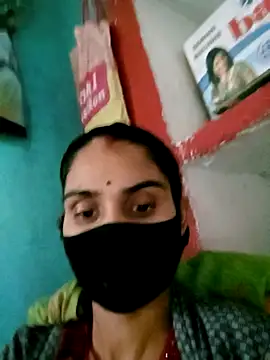 Snapshot of Nishaa_ji chatting on October 29, 2025, 8:49 am Nishaa ji online show from October 29, 2025, 8:49 am