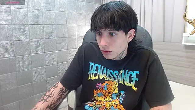 Iantwink18 online show from November 19, 2025, 3:12 pm