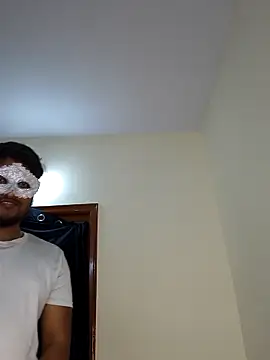 Snapshot of Family02 chatting on September 22, 2025, 3:25 pm Family02 online show from September 22, 2025, 3:25 pm